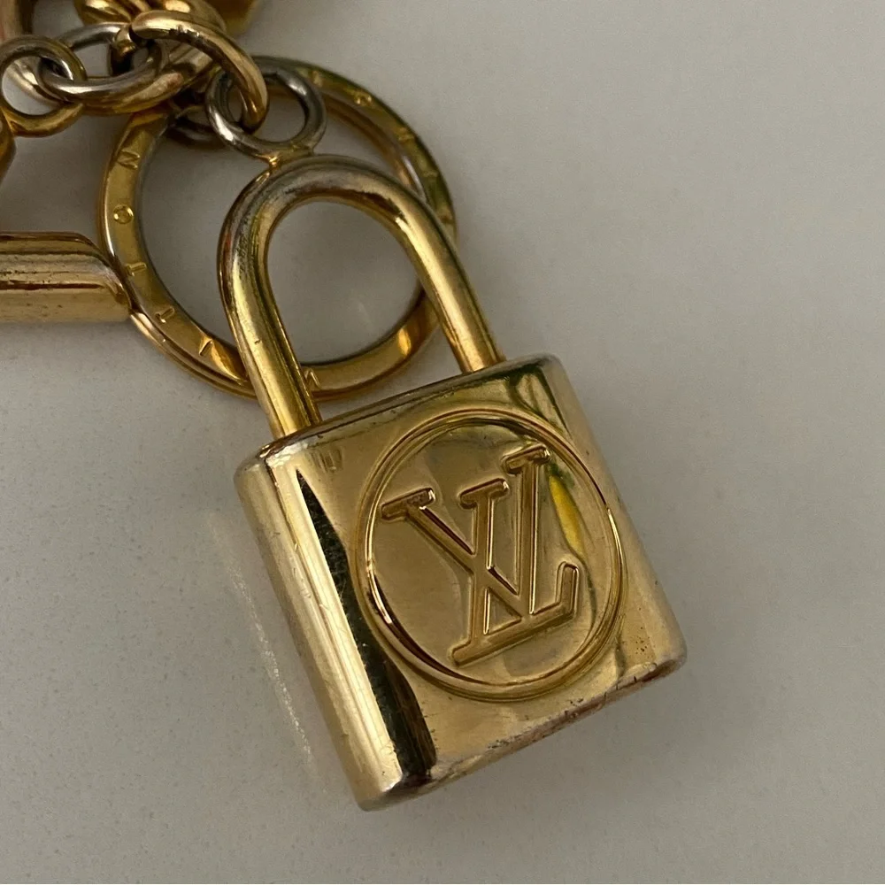 SOLD‼️ Louis Vuitton Kaleido V Padlock Bag Charm/Key Holder - Picture 3 of 9